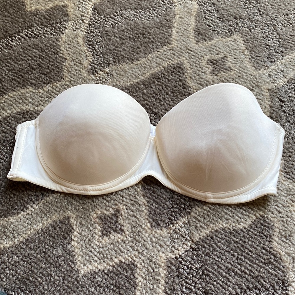 Calvin Klein 34c strapless bra.